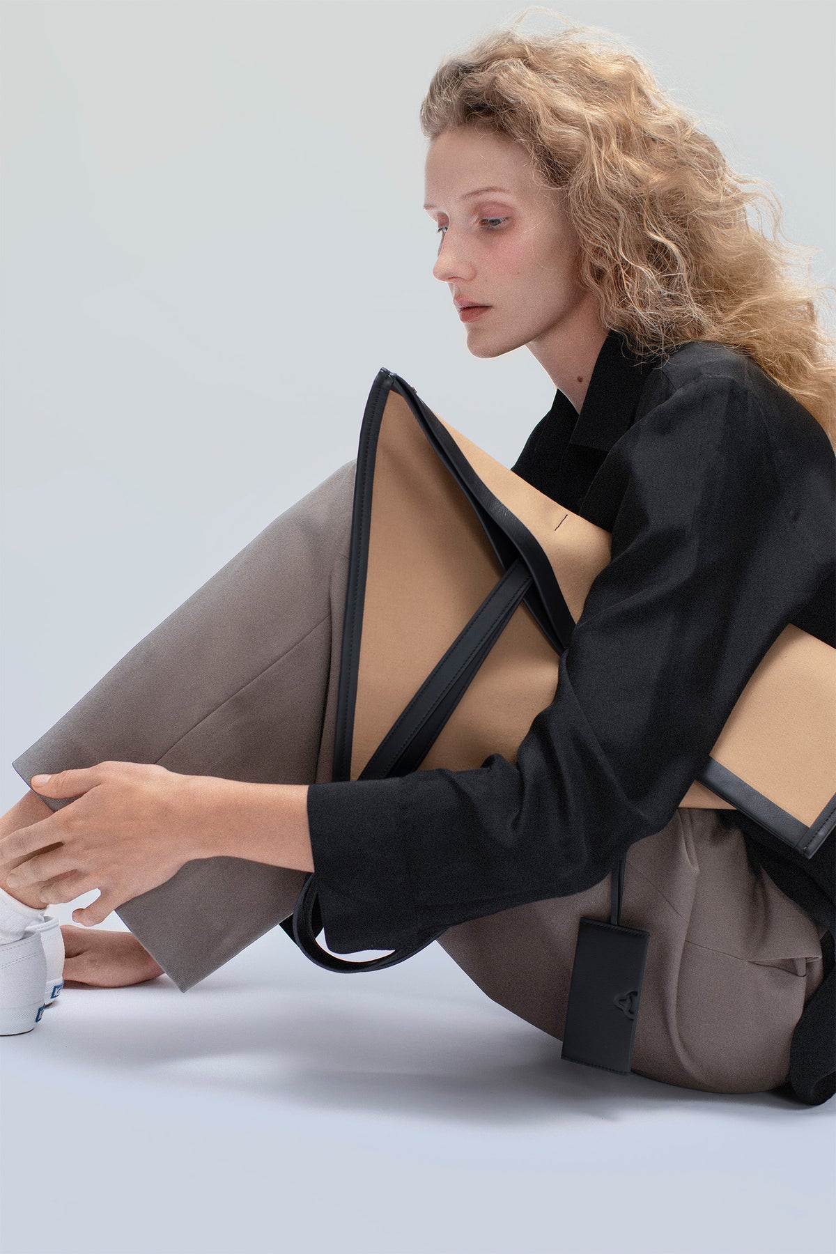 The Trench Tote Air | Dark Khaki