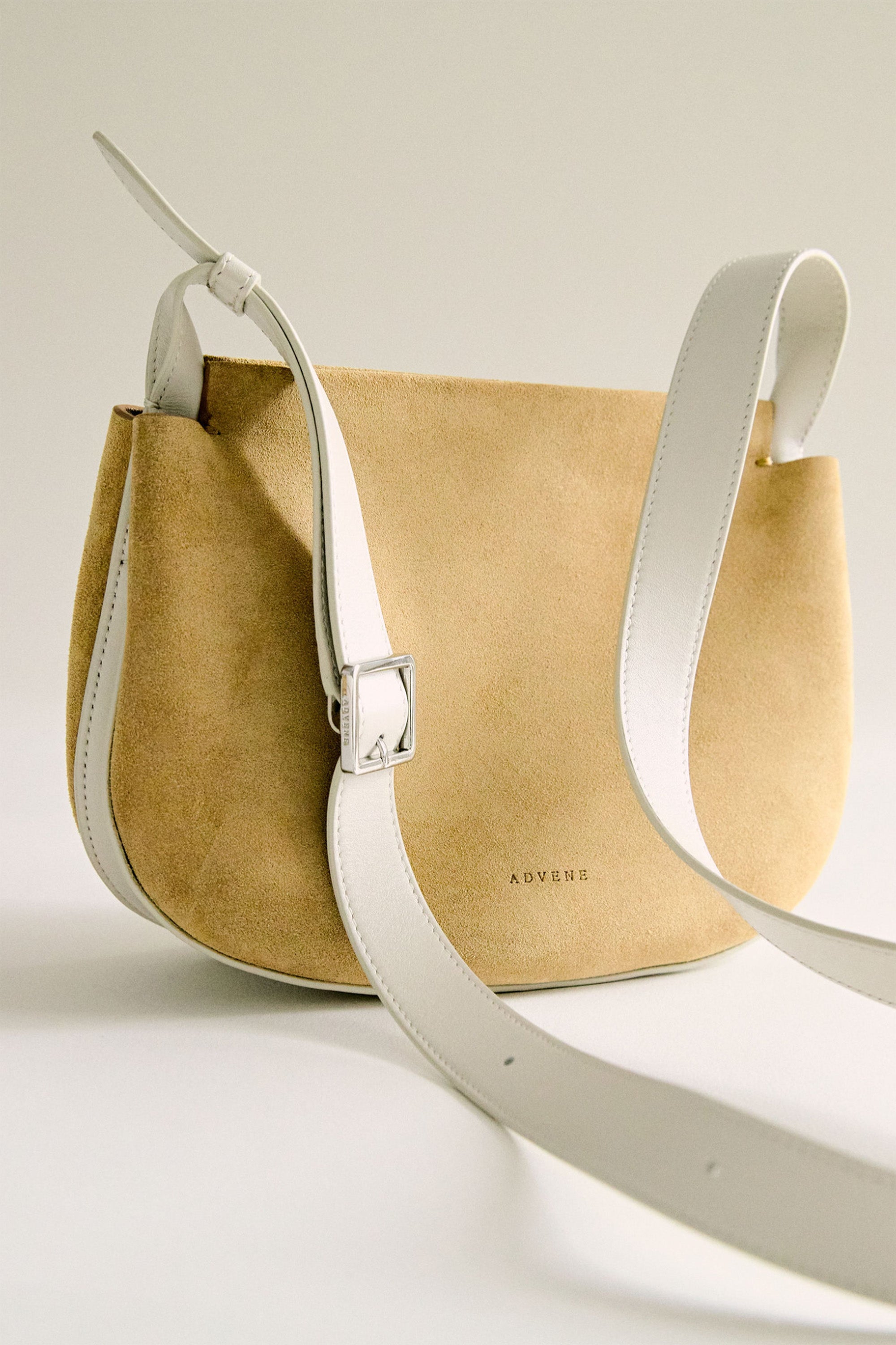 Advene | The Small Duet Crossbody | Flax / Snow