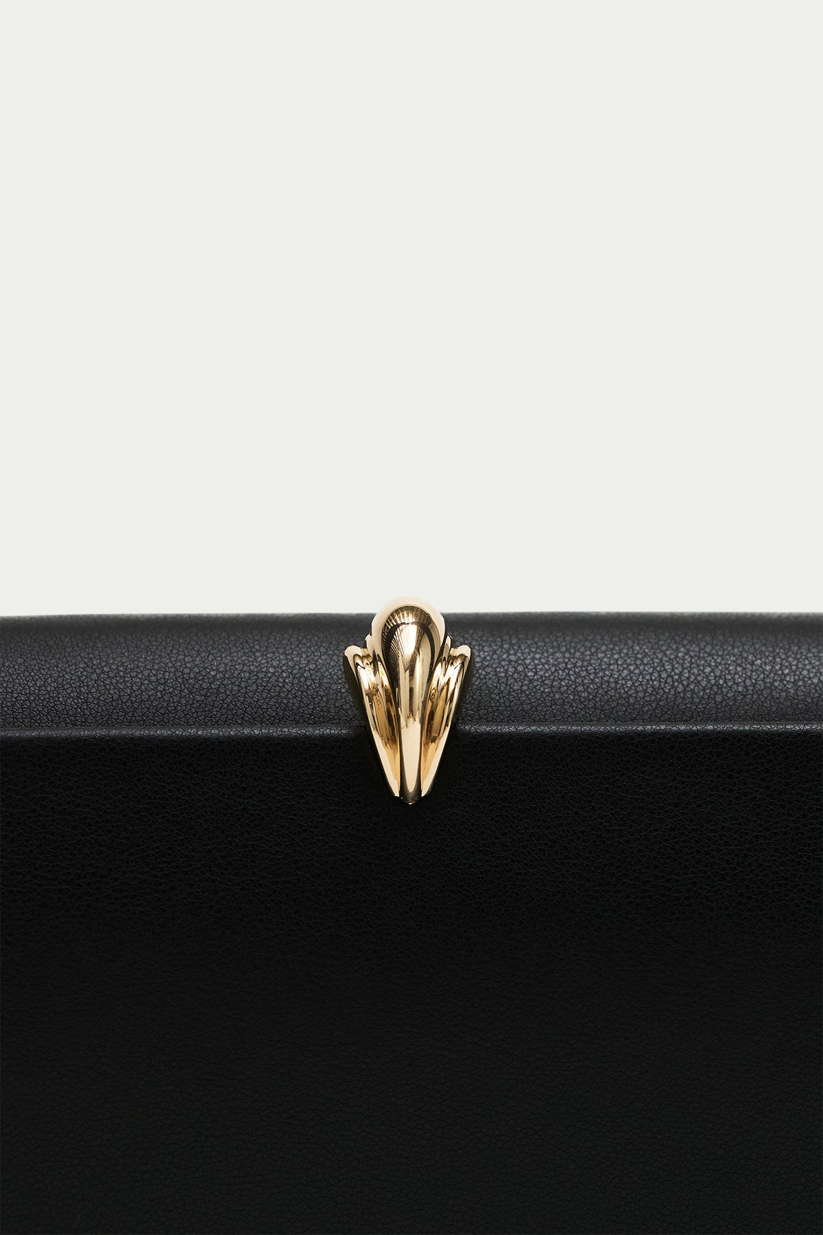 The Apricity Edge Bag | Black
