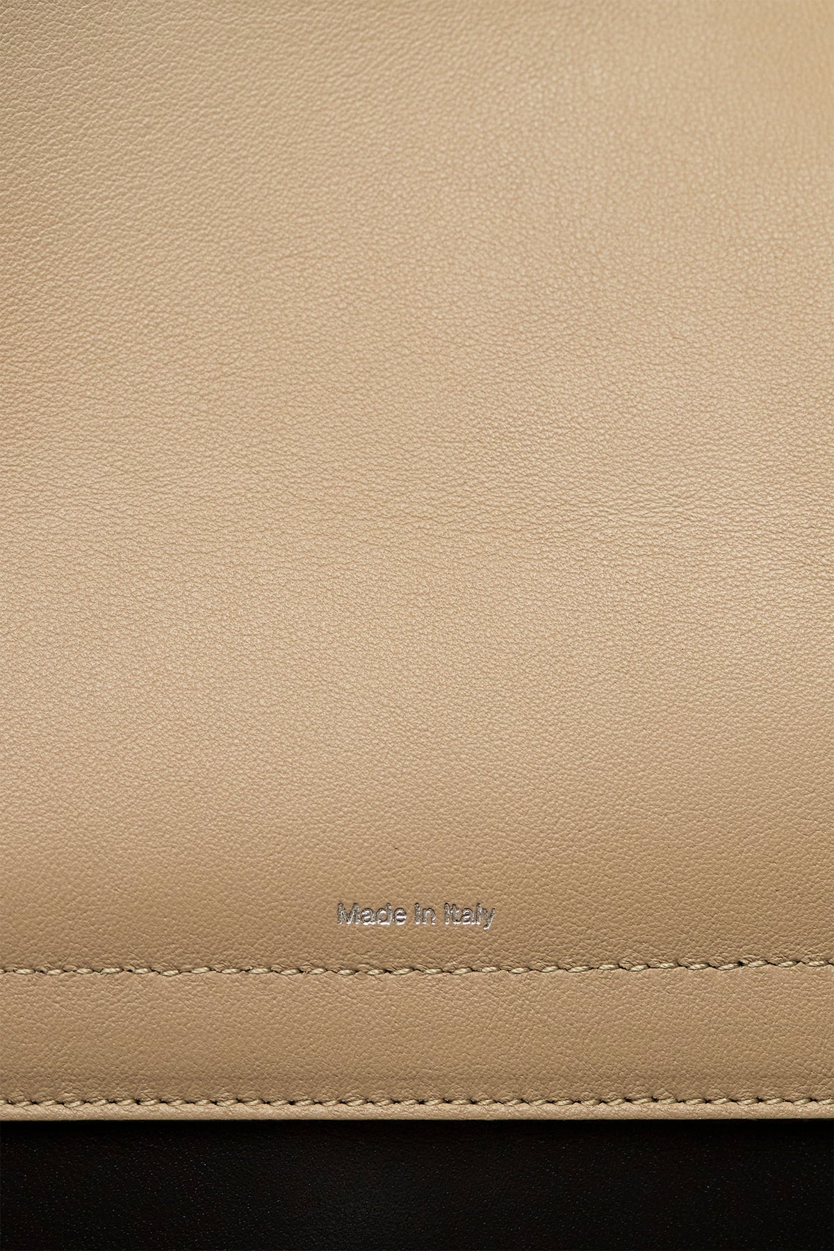The Apricity Edge Bag | Sand