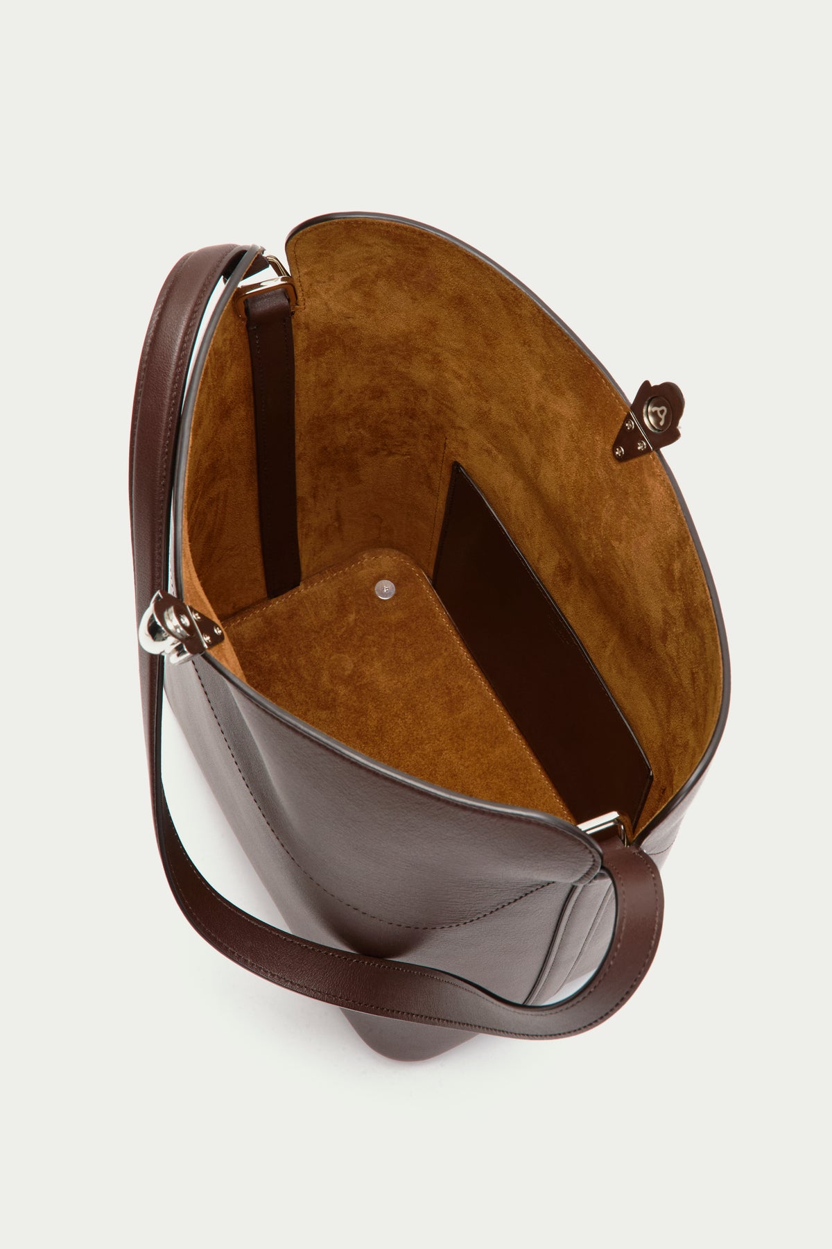 The Apricity Shoulder Bag | Chocolate